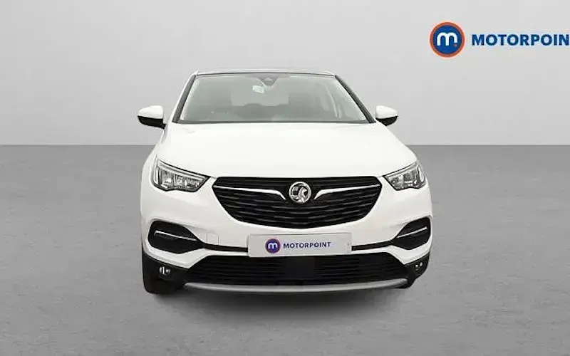 Used Vauxhall Grandland X Elite 131 HP (96 kW) 2021 White SUV