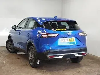 Used Nissan Qashqai Acenta Premium 140 HP (102 kW) 2024 Blue SUV