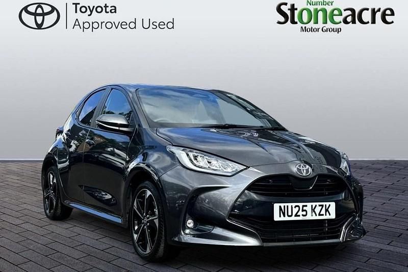 Used Toyota Yaris Hybrid 2025