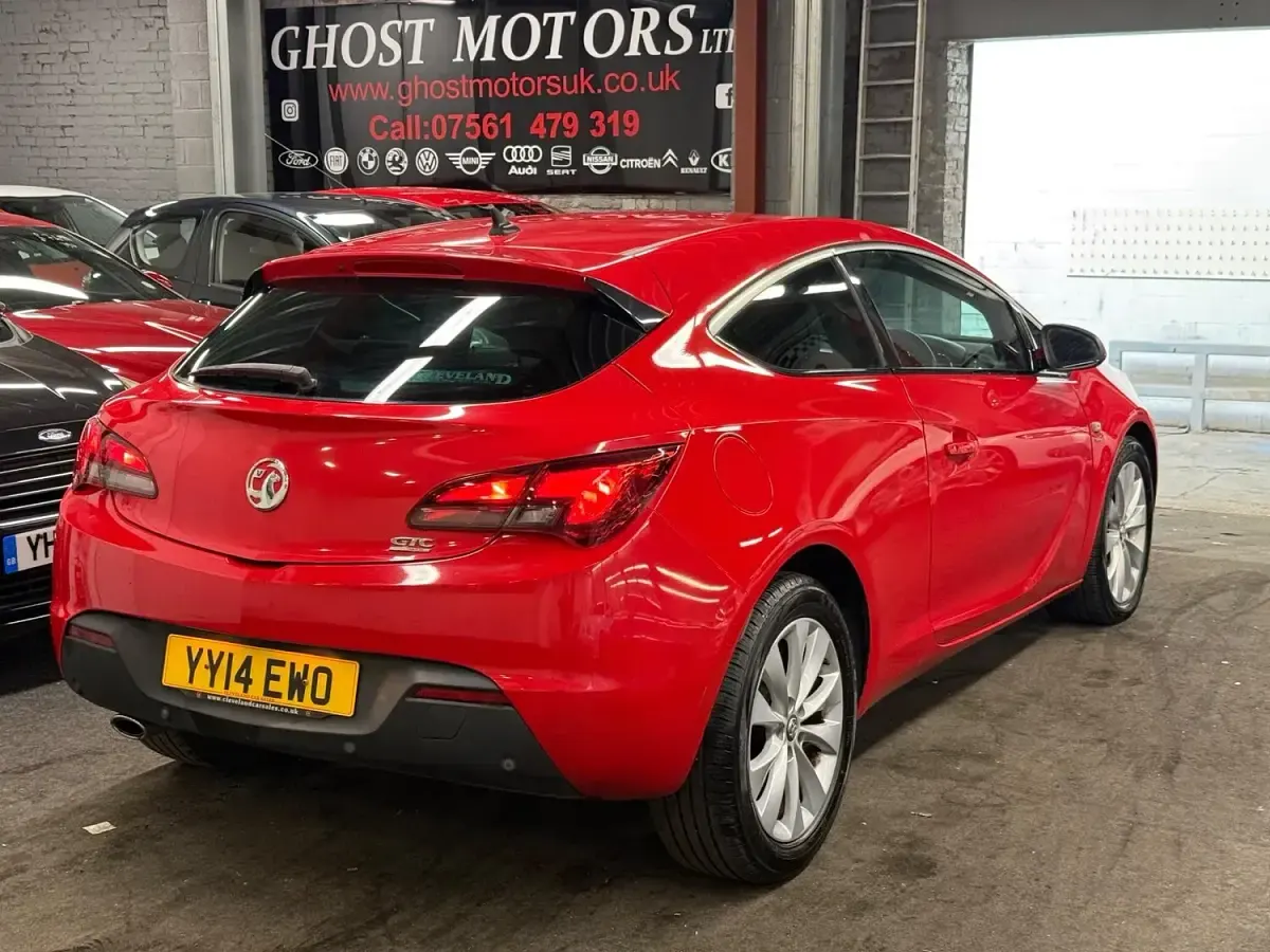 Used Vauxhall Astra GTC SRi 2014 Red Hatchback