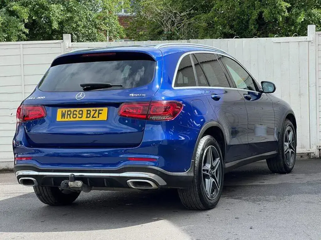 Used Mercedes GLC300 AMG line 268 HP (197 kW) 2019 Blue SUV