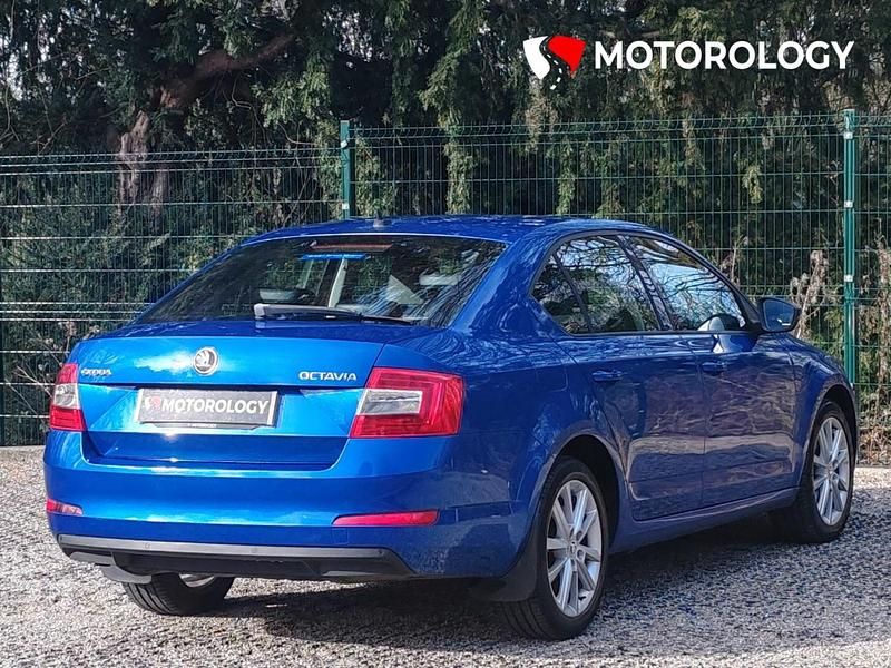 Used Skoda Octavia Elegance 150 HP (110 kW) 2014 Blue Hatchback