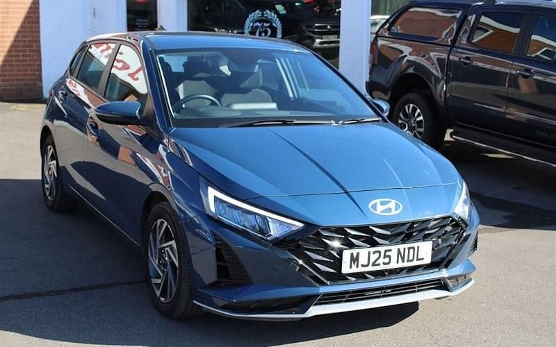 Used Hyundai i20 Advanced 101 HP (74 kW) 2025 Hatchback