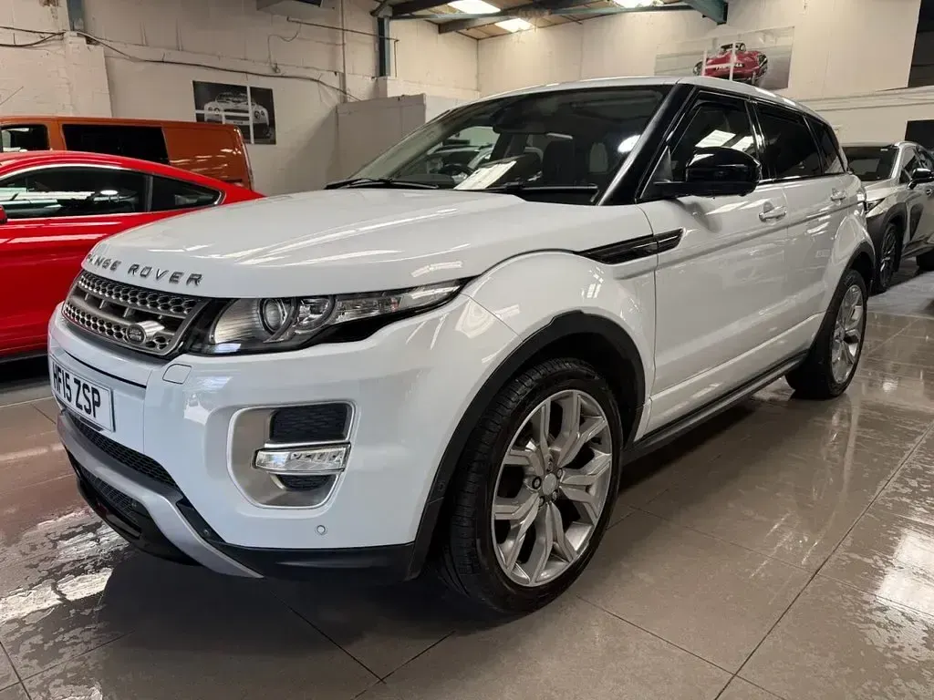 Used Land Rover Range Rover evoque Autobiography 190 HP (139 kW) 2015 White Estate