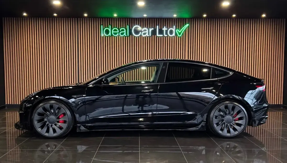 Used Tesla Model 3 Performance 82 kW (112 HP) 2023 Black Sedan