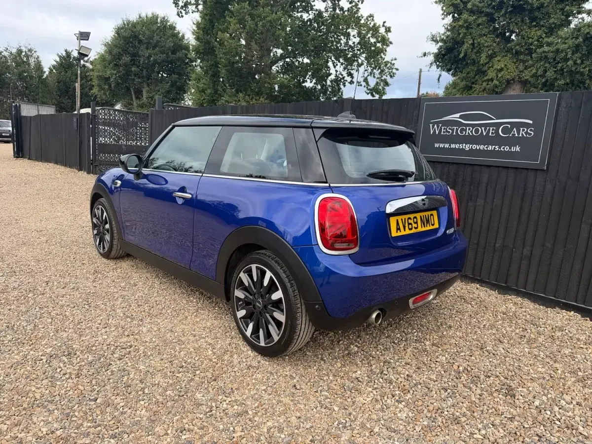 Used Mini Cooper Exclusive 2019 Blue Hatchback
