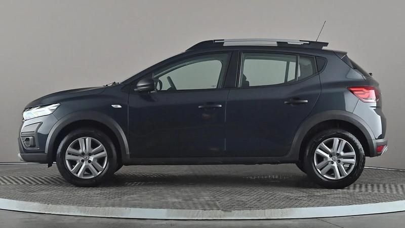 Used Dacia Sandero Essentiel 91 HP (66 kW) 2022 Grey Hatchback