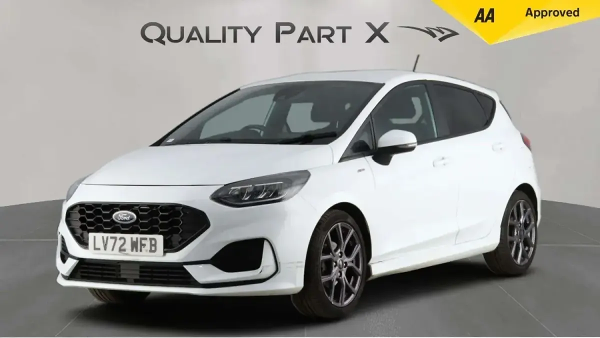 Begagnad Ford Fiesta ST-Line 2022 Vit Halvkombi