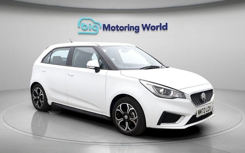 Used MG MG3 Exclusive 106 HP (77 kW) 2023 White Hatchback