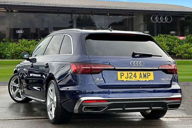 Used Audi A4 S-Line 150 HP (110 kW) 2024 Blue Estate