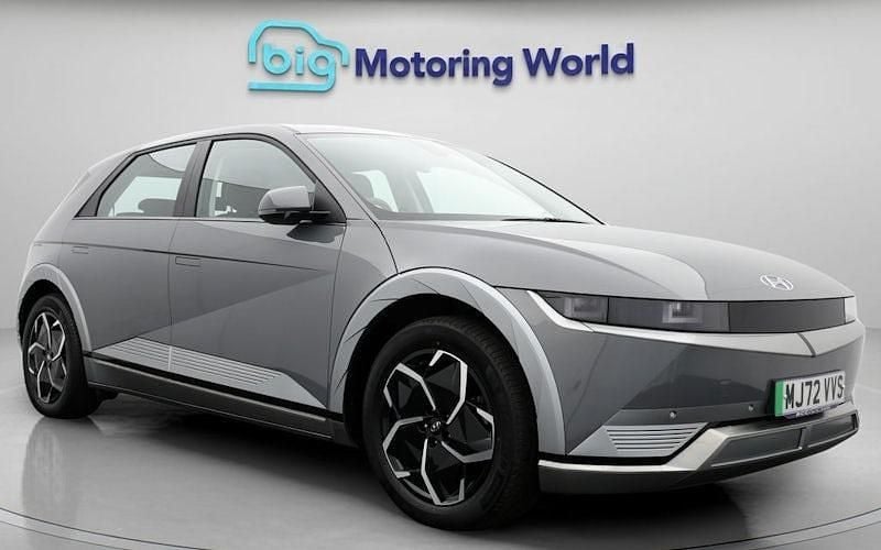 Used 2024 Hyundai Ioniq Premium Hatchback | £17,300 (Super price) - Image 1/4