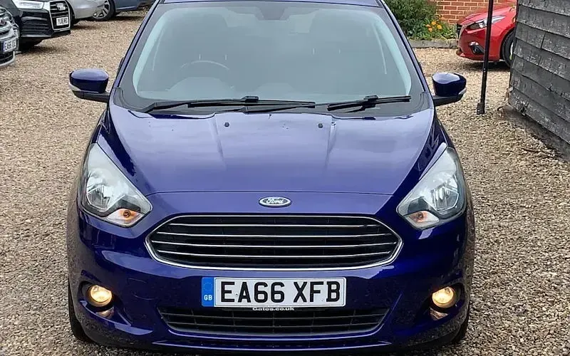 Used Ford Ka Plus Zetec 86 HP (63 kW) 2016 Blue Hatchback