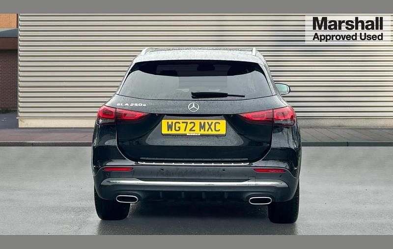 Used Mercedes GLA250 Executive 214 HP (157 kW) 2022 Black SUV