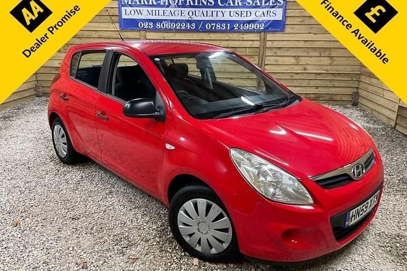 Red Used 2009 Hyundai i20 Classic Hatchback | £4,995 - Image 1/1