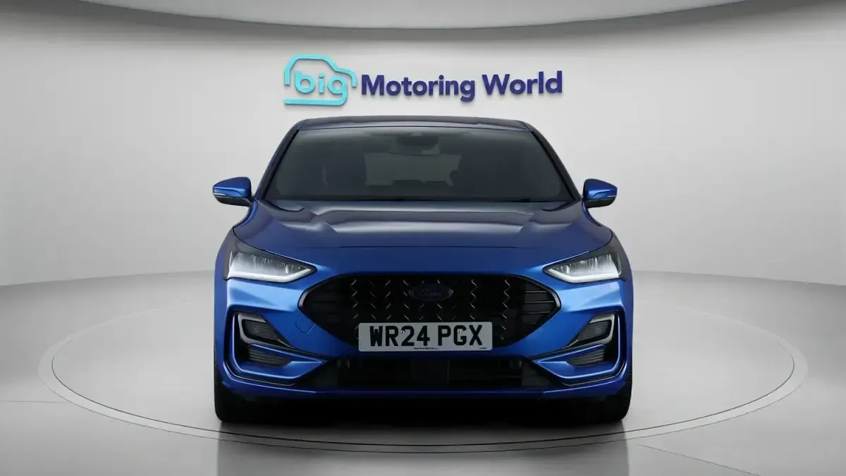 Used Ford Focus ST-Line 125 HP (91 kW) 2024 Blue Hatchback