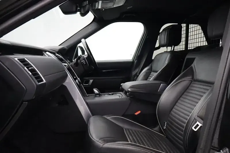 Used Land Rover Discovery HSE 296 HP (217 kW) 2021 Black SUV