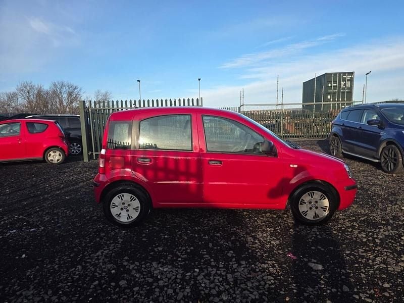 Used Fiat Panda Active 54 HP (39 kW) 2010 Red Hatchback