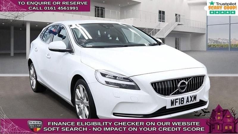 White Used 2018 Volvo V40 Inscription Estate | £12,440 (Fair price) - Image 1/4