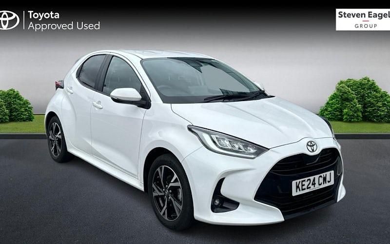 Used Toyota Yaris Hybrid Design 116 HP (85 kW) 2026 Hatchback