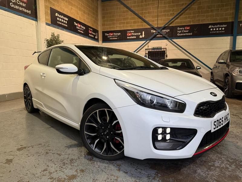 White Used 2015 Kia ProCeed GT Hatchback | £10,999 (Fair price) - Image 1/4