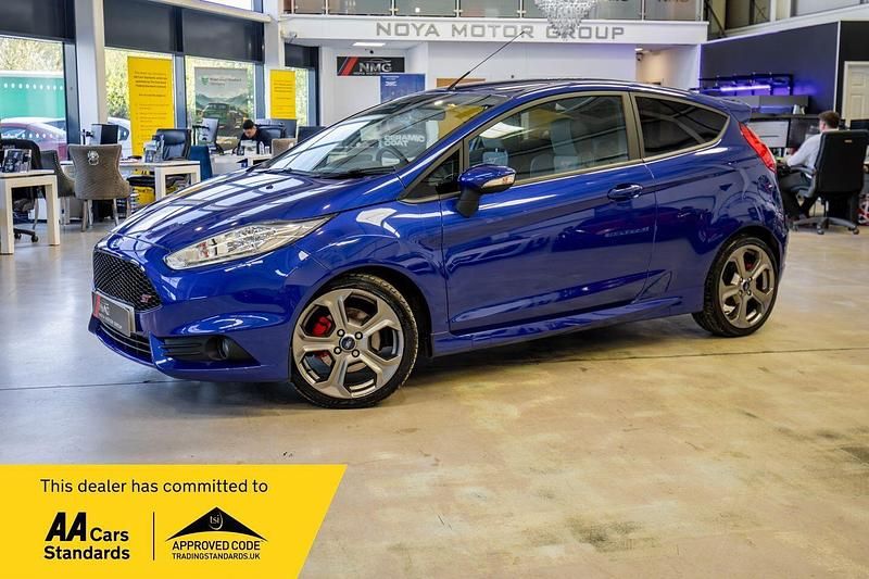 Used Ford Fiesta ST 182 HP (133 kW) 2013 Blue Hatchback