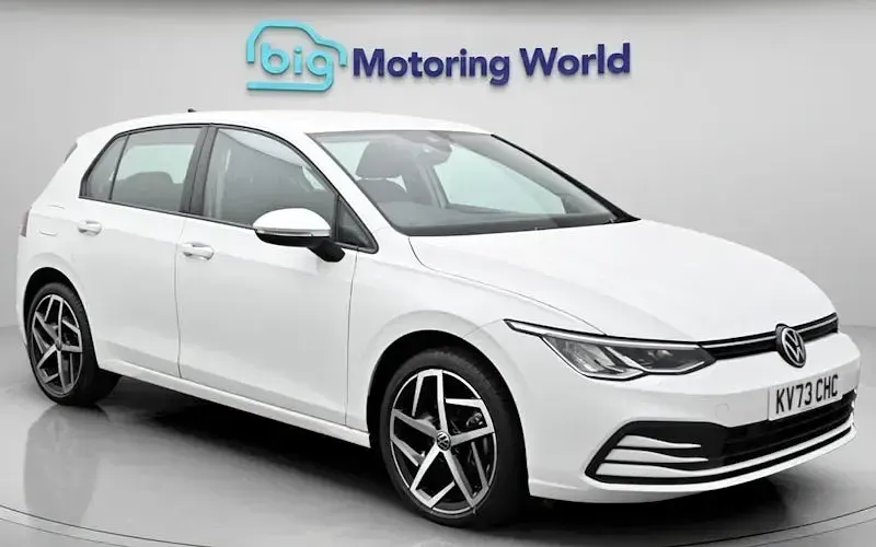 Used VW Golf VIII Life 110 HP (80 kW) 2023 Hatchback