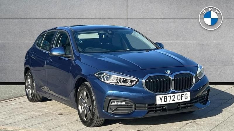 Used BMW 118 Comfort Edition 134 HP (98 kW) 2022 Blue Hatchback