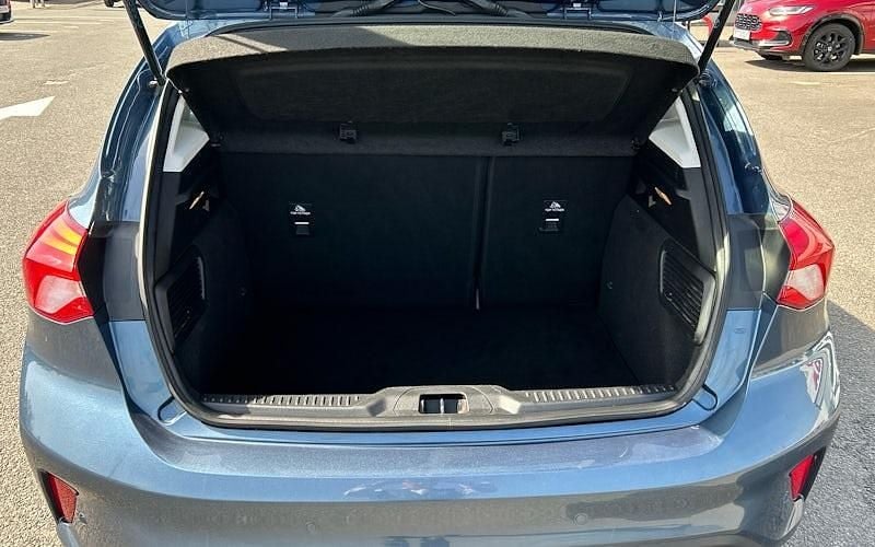 Used Ford Focus Zetec 120 HP (88 kW) 2020 Hatchback