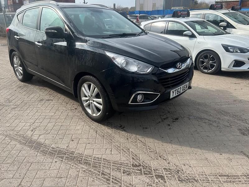 Used Hyundai ix35 Premium 134 HP (98 kW) 2012 Black SUV