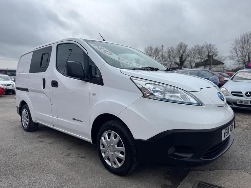 Used Nissan e-NV200 Acenta 80 kW (109 HP) 2014 White MPV
