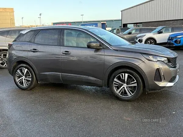 Used Peugeot 3008 Active+ 131 HP (96 kW) 2023 Grey SUV
