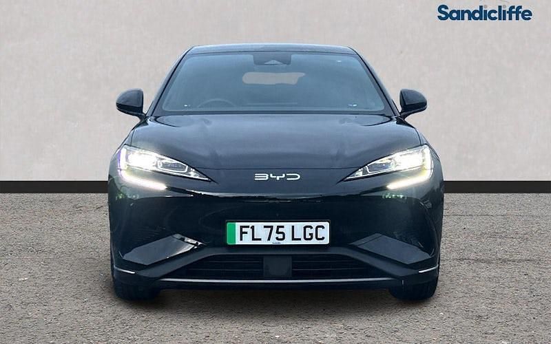 Used BYD Sealion 7 Design 389 kW (530 HP) 2025 Metallic  space black SUV