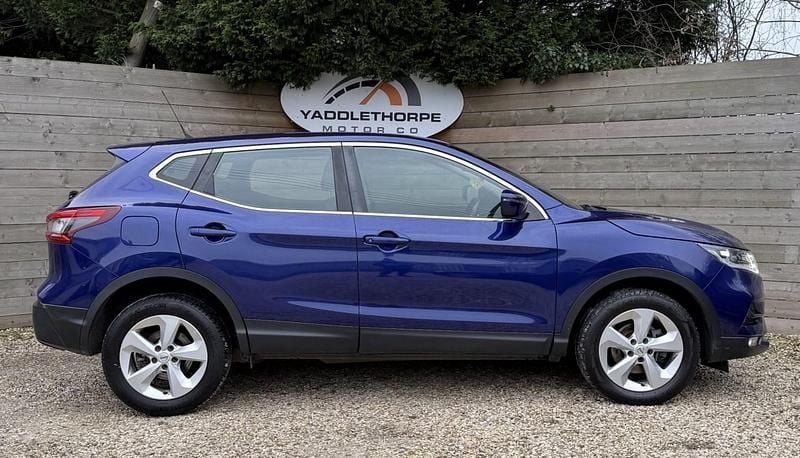 Used Nissan Qashqai Acenta 2017 Blue SUV