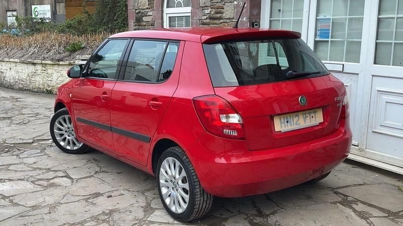 Used Skoda Fabia Elegance 105 HP (77 kW) 2012 Red Hatchback