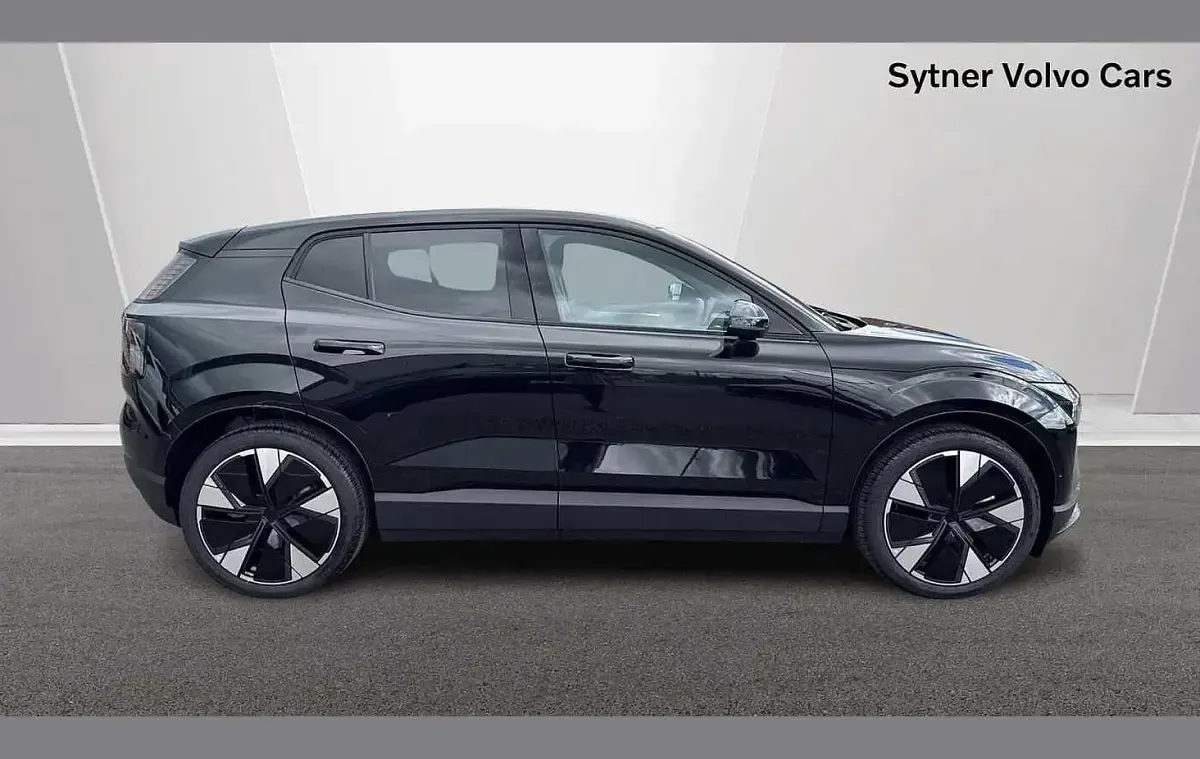 New Volvo EX30 Performance 314 kW (428 HP) 2026 Black SUV