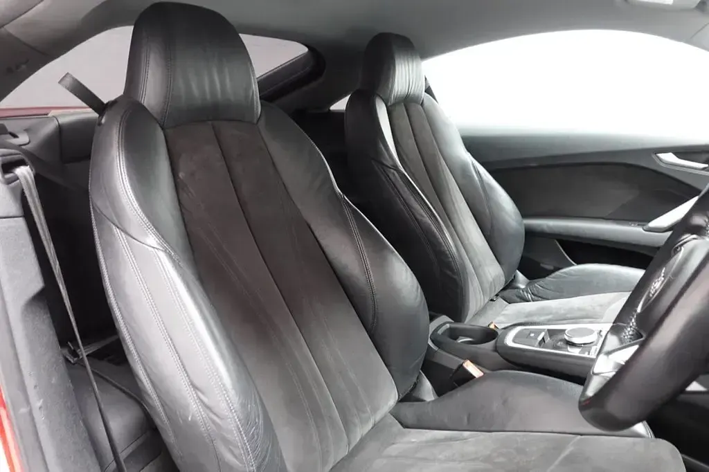 Second-hand Audi TT Sport 180 CP (132 kW) 2016 Roșu Coupe