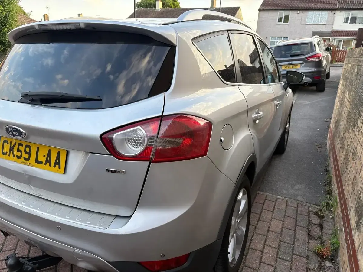 Used Ford Kuga Zetec 136 HP (100 kW) 2009 Silver SUV