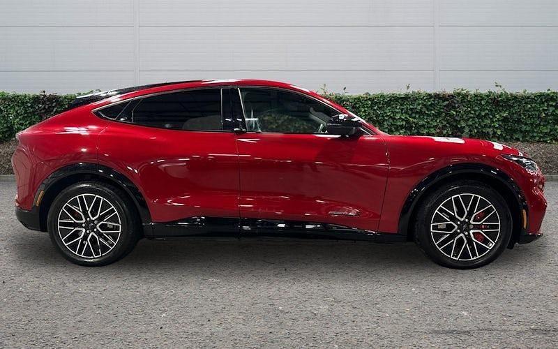 Used Ford Mustang Premium 370 HP (272 kW) 2024 Estate