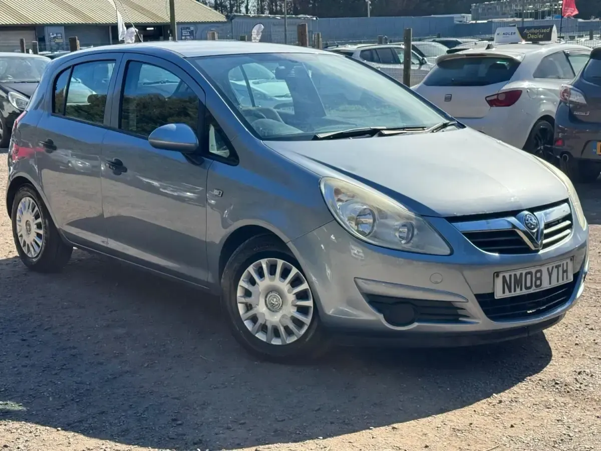 Begagnad Vauxhall Corsa 2008 Silver Halvkombi