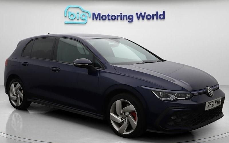 Used 2024 VW Golf VIII GTE Hatchback | £15,900 (Super price) - Image 1/4