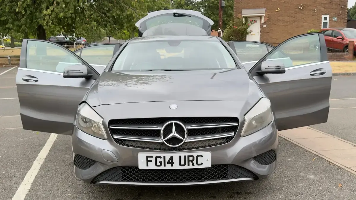 Used Mercedes A180 SE 2014 Grey Hatchback