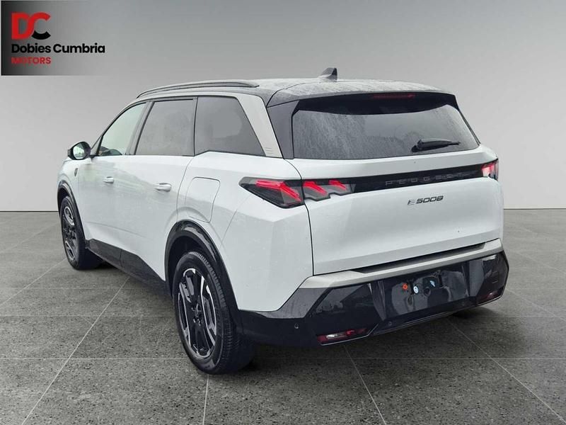Second-hand Peugeot 5008 GT 156 kW (213 CP) 2025 Alb Monovolum