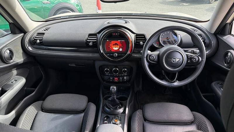 Used Mini Cooper Clubman 134 HP (98 kW) 2018 White Estate