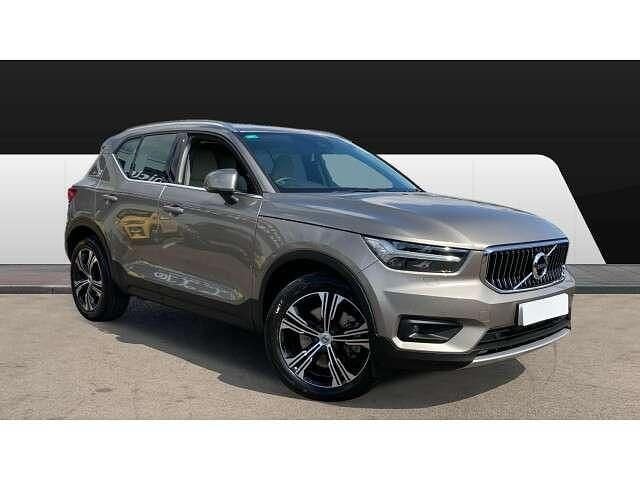 Grey Used 2021 Volvo XC40 Inscription SUV | £24,035 (Fair price) - Image 1/4
