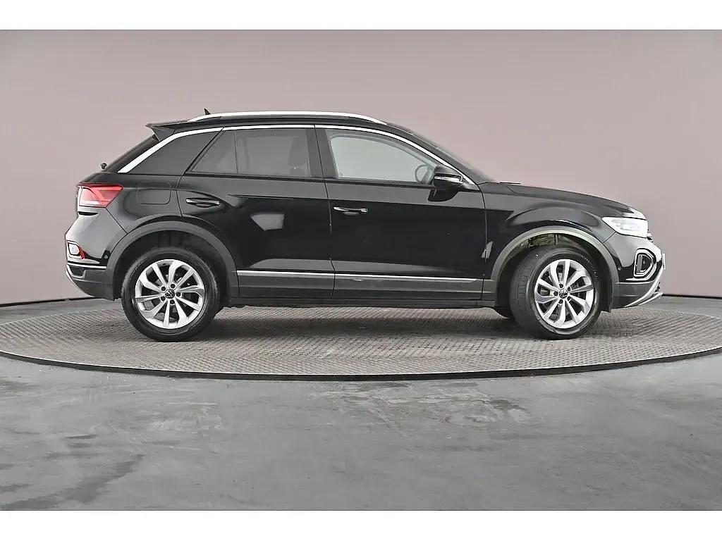 Used VW T-Roc 150 HP (110 kW) 2024 SUV