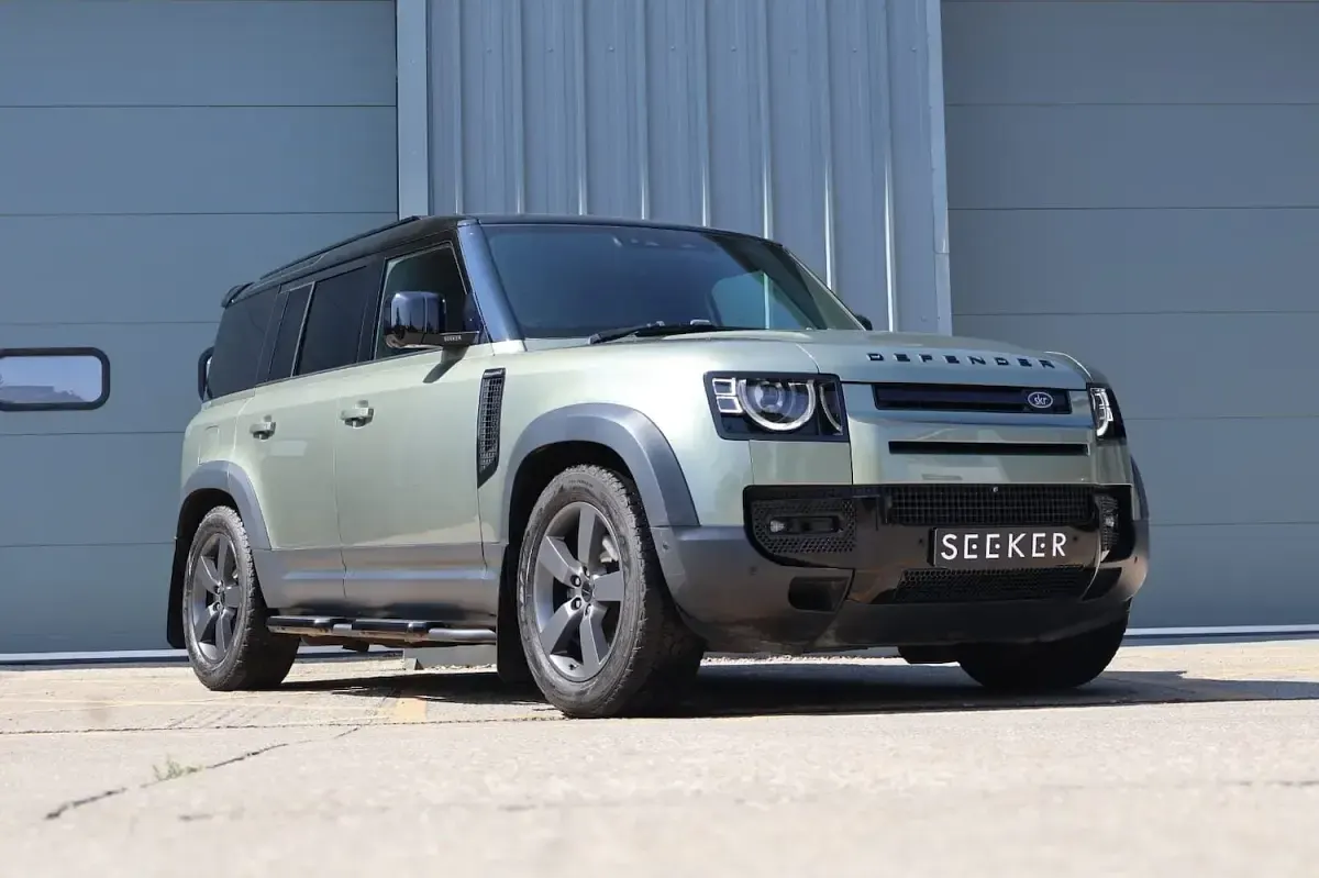 Used Land Rover Defender SE 2021 Green SUV