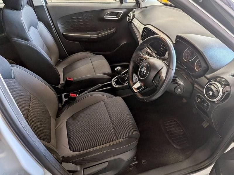 Used MG MG3 Excite 106 HP (77 kW) 2020 White Hatchback