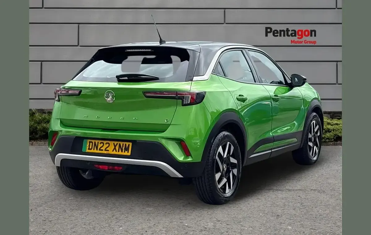 Used Vauxhall Mokka Elite 100 kW (136 HP) 2022 Green SUV