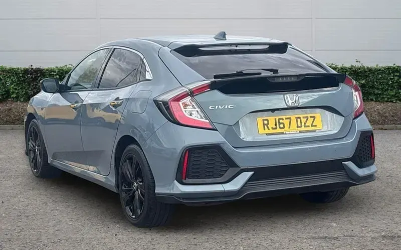 Used Honda Civic Prestige 182 HP (133 kW) 2017 Grey Hatchback
