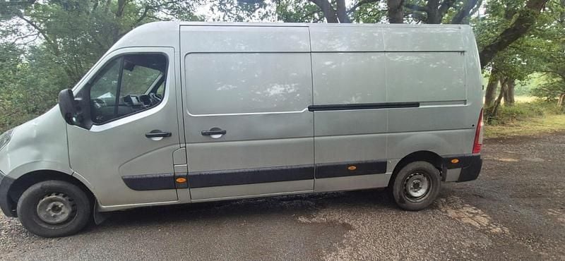 Second-hand Vauxhall Movano 135 CP (99 kW) 2020 Argintiu Monovolum